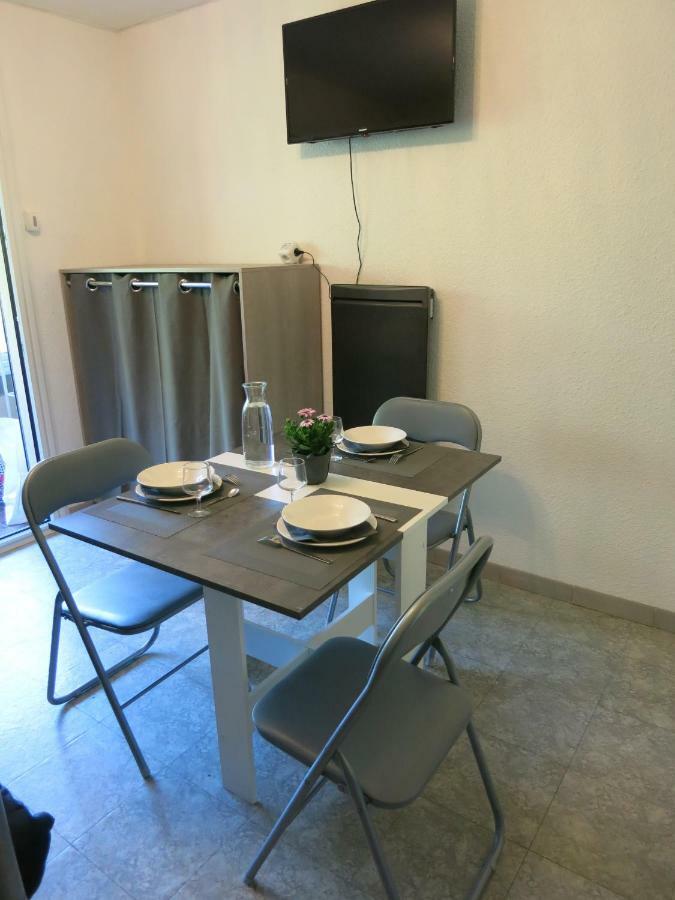 Joli Studio A Front De Mer Saint-Raphaël Εξωτερικό φωτογραφία
