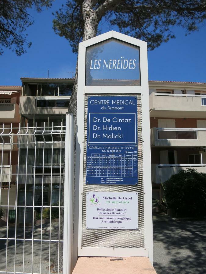 Joli Studio A Front De Mer Saint-Raphaël Εξωτερικό φωτογραφία
